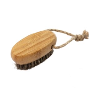 CEPILLO DE UÑAS