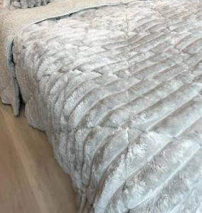 ACOLCHADO COMFORTE RABBIT FAUX FUR STRIPES KING
